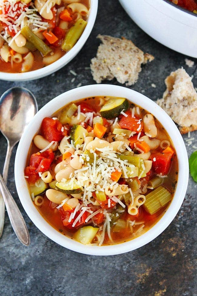 Easy Minestrone Soup Recipe